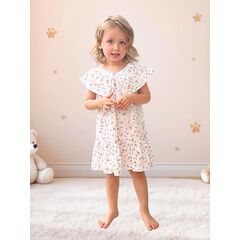 Платье от Bebo (Бебо) с красивым отлетным воротником и притачной юбкой выполненное из легкого и мягкого батиста — отличный выбор для маленьких модниц.