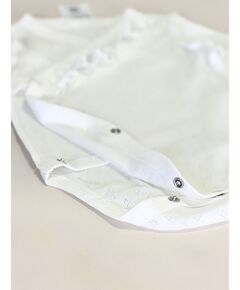 Ажурное боди Bebo на запах с крылышками, с антицарапоками цвет Молочный, Расцветка одежды: Молочный, Выбрать размер: 56