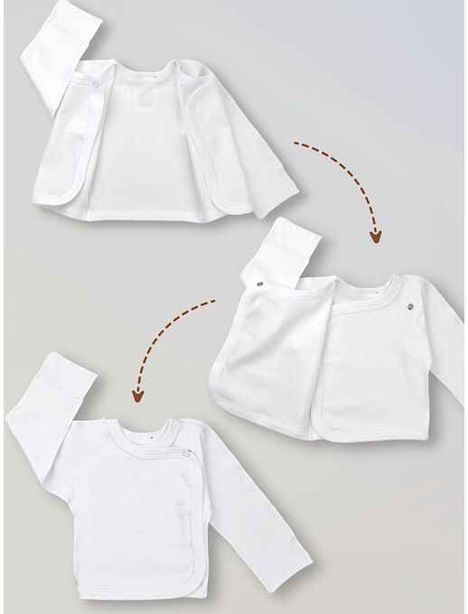 Удлиненная распашонка с глубоким запахом и антицарапками белая