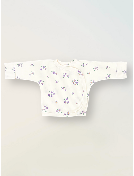 Удлиненная распашонка с глубоким запахом и антицарапками, незабудки