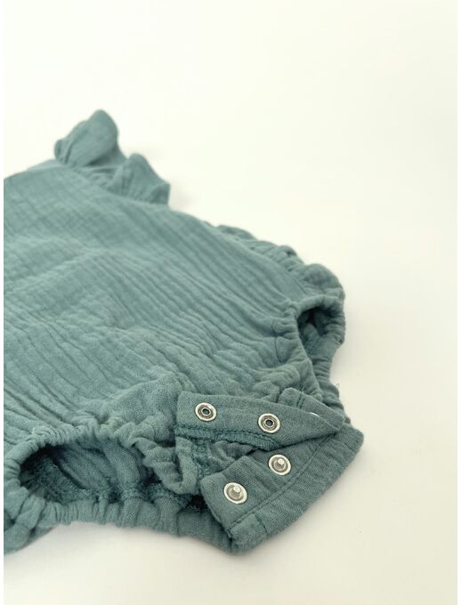 Муслиновый ромпер Bebo с для девочки на бретелях с крылышками, морская волна