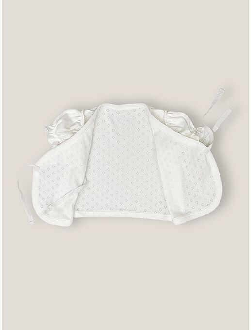 Ажурная распашонка с коротким рукавом-фонариком и милой рюшей