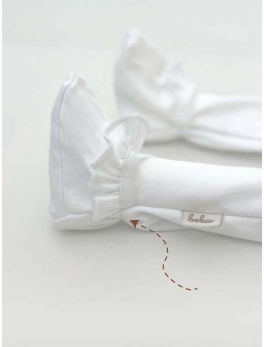 Комбинезон с рюшей по пройме и рюшей по лапкам, Белый