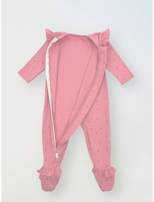 Комбинезон с рюшей по пройме и рюшей по лапкам, Сердечки на розовом