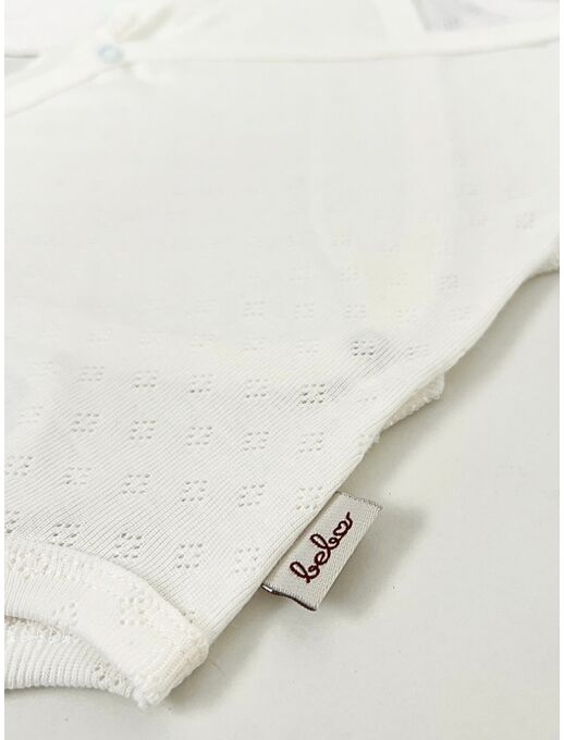 Ажурное боди Bebo на запах с крылышками и антицарапками, цвет Молочный