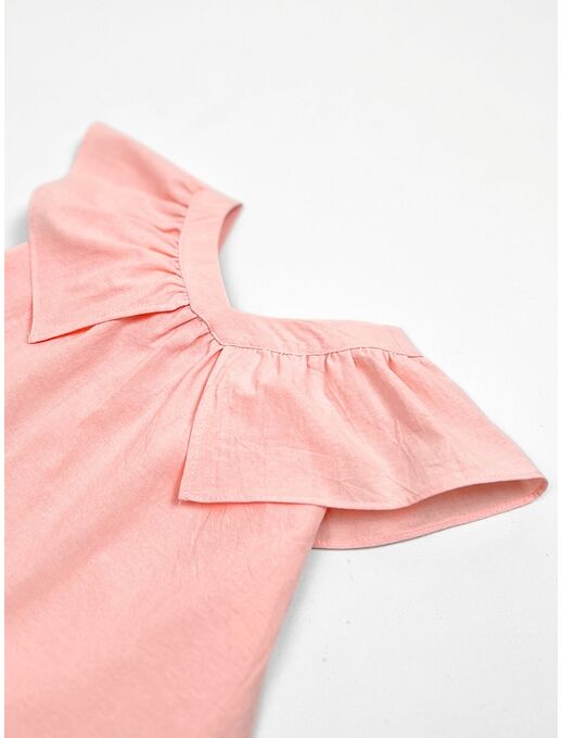 Платье от Bebo (Бебо) с красивым отлетным воротником и притачной юбкой выполненное из легкого и мягкого крэша — отличный выбор для маленьких модниц.