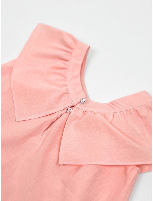 Платье от Bebo (Бебо) с красивым отлетным воротником и притачной юбкой выполненное из легкого и мягкого крэша — отличный выбор для маленьких модниц.